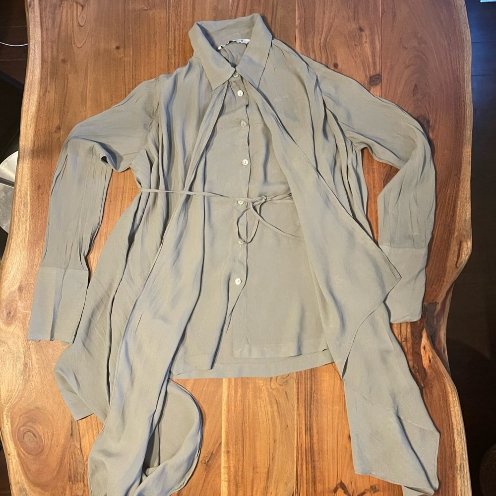 Zara Caledon Green Flowed Panel Button Down Shirt Blouse. Size Small